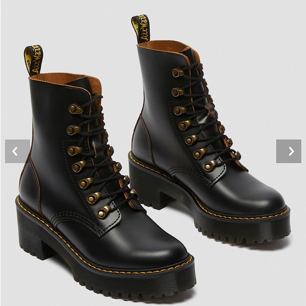 DOC MARTEN LEONA WOMEN'S VINTAGE SMOOTH LEATHER HEELED BOOTS SIZE 8